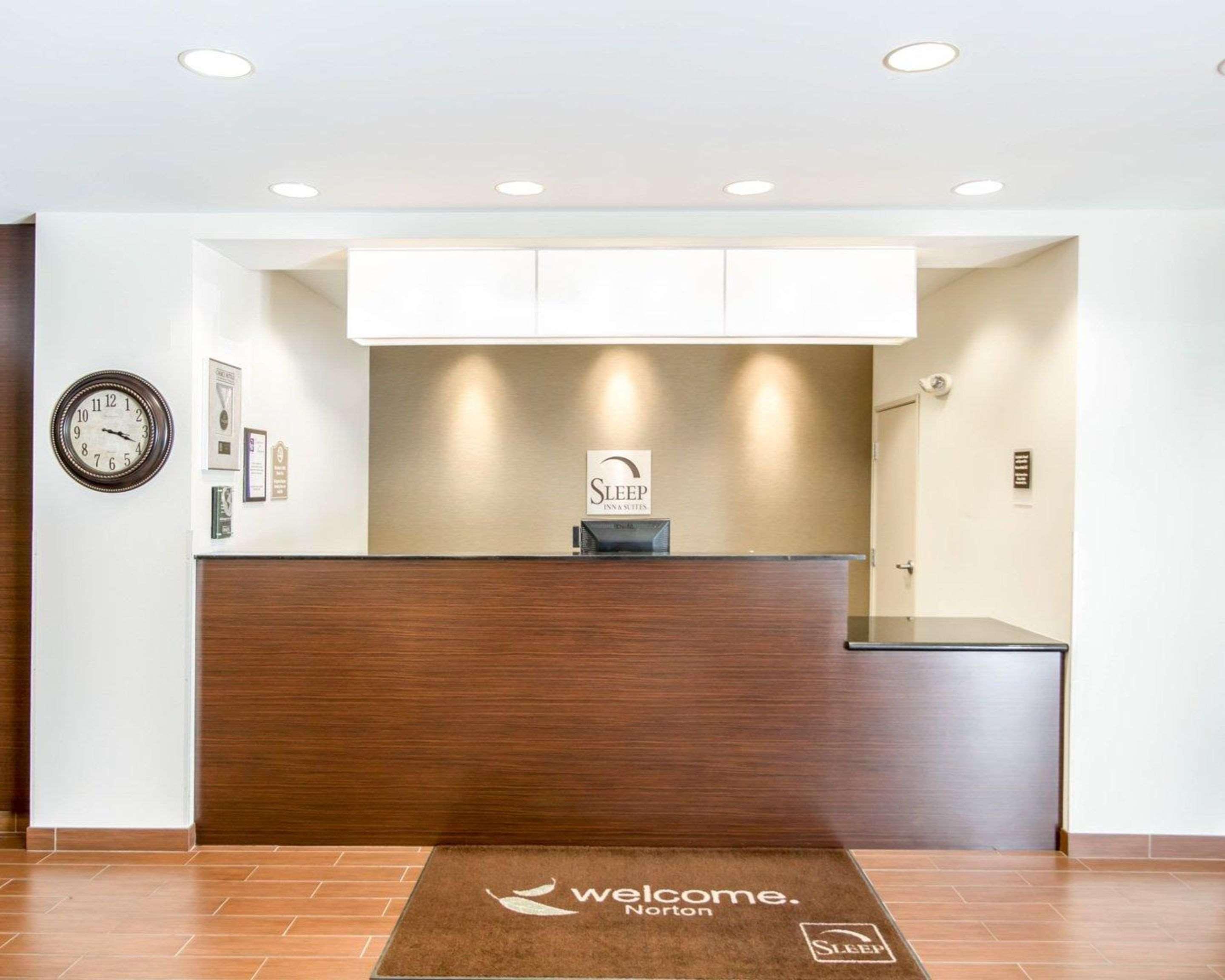 Sleep Inn & Suites Norton Экстерьер фото
